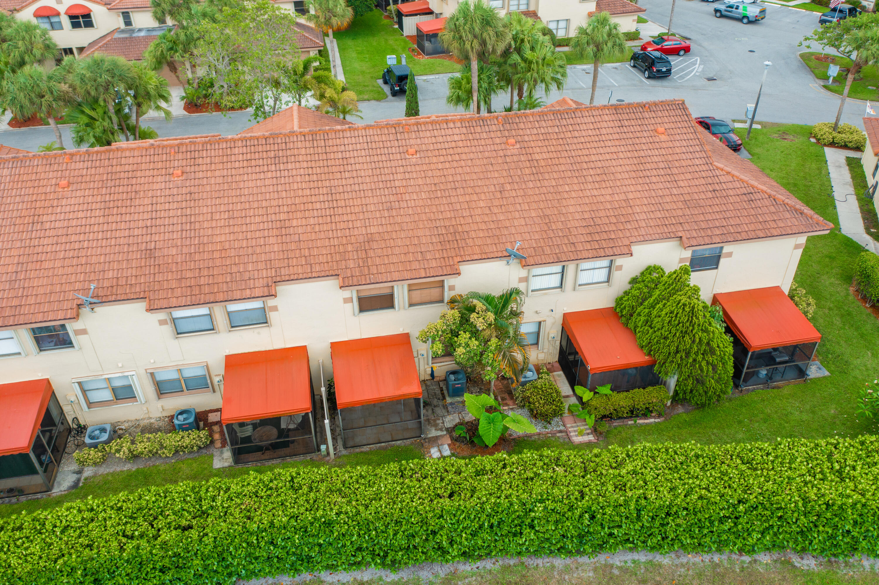 Country Club Cove - Residential