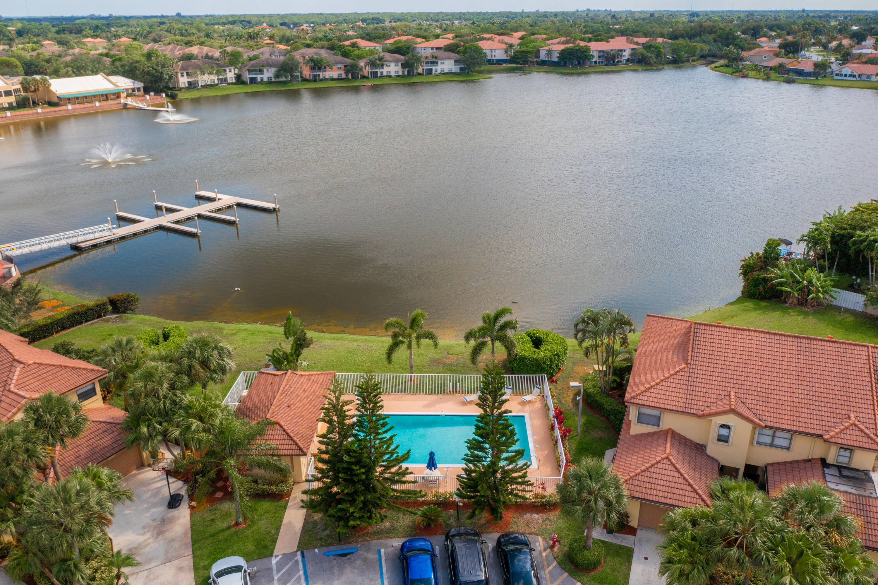 Country Club Cove - Residential