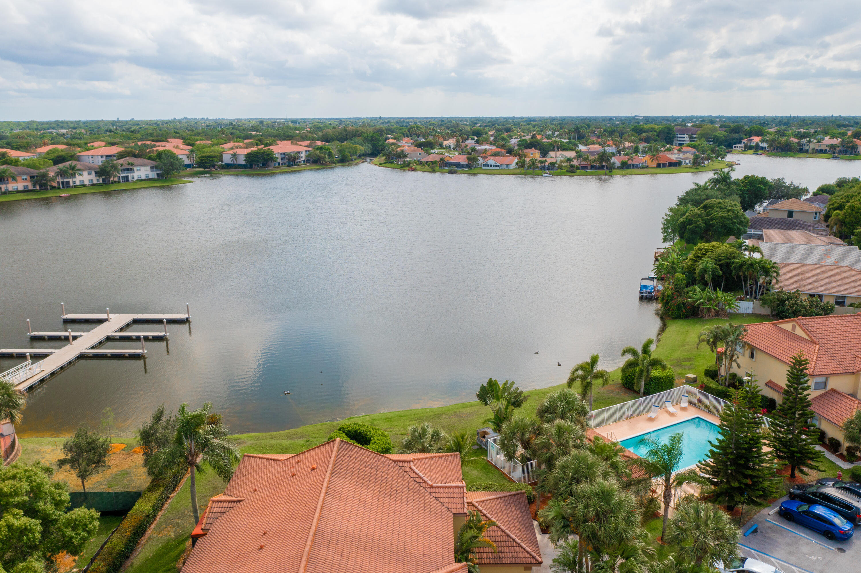 Country Club Cove - Residential