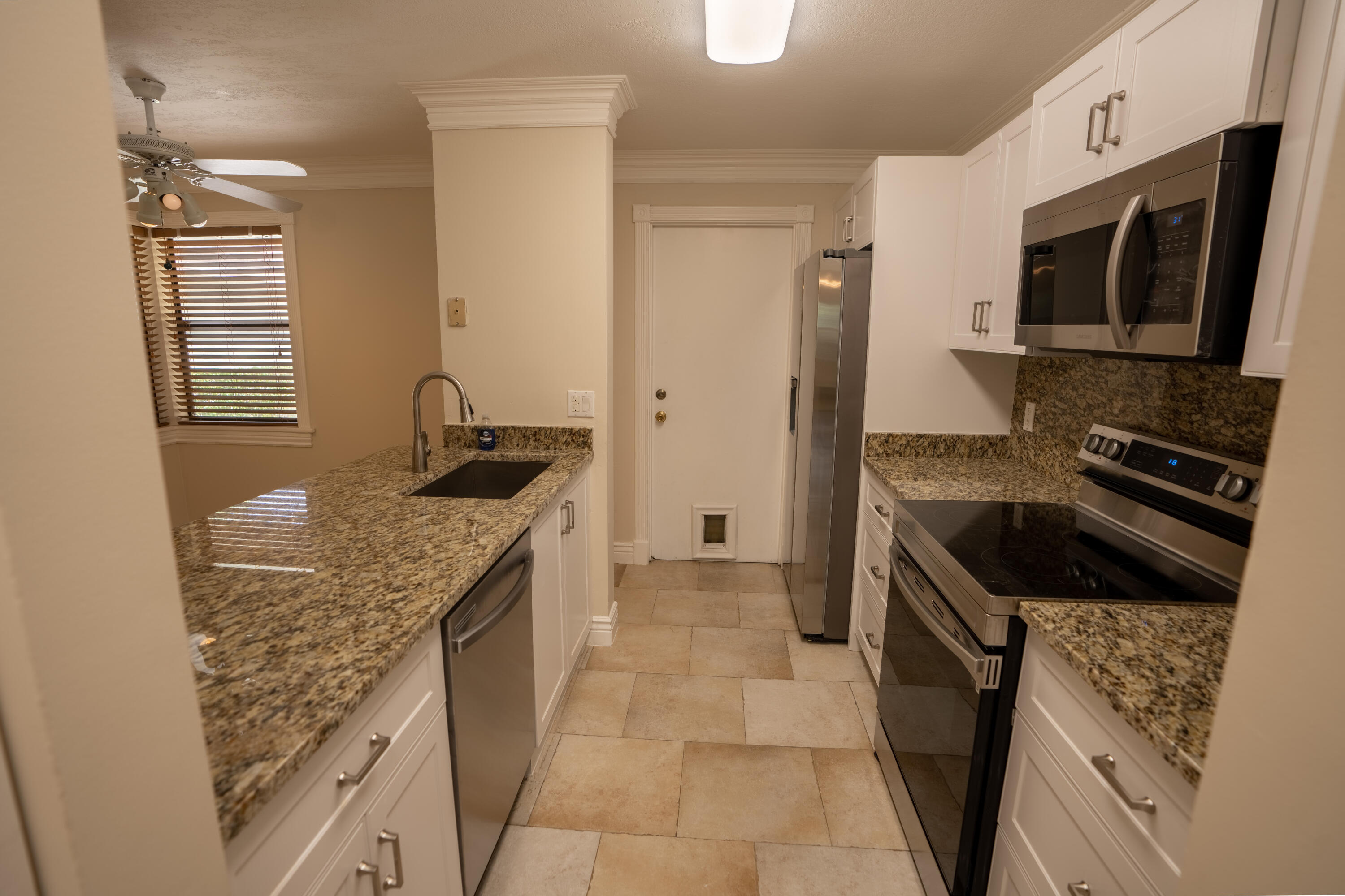 Country Club Cove - Residential