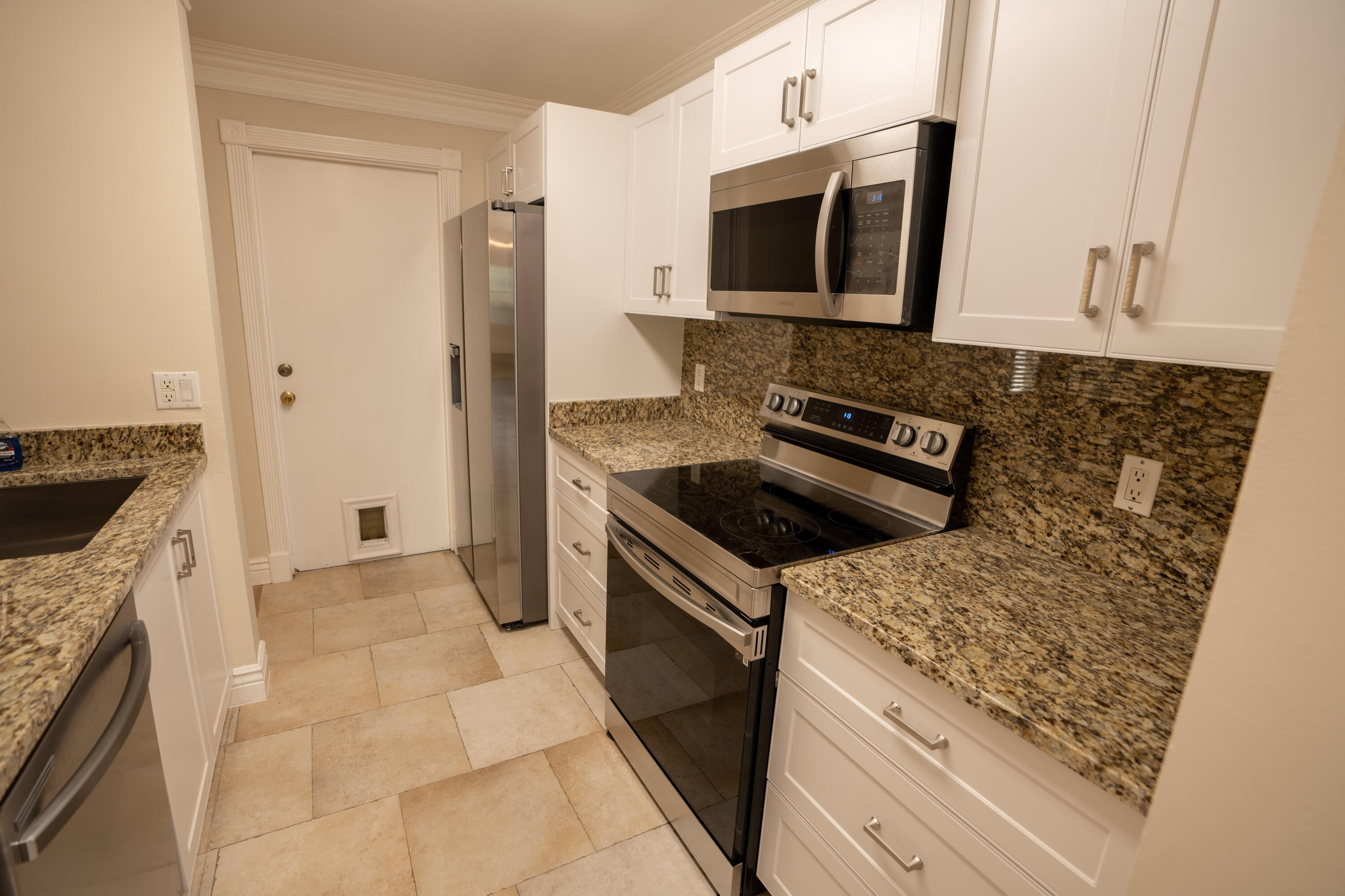 Country Club Cove - Residential