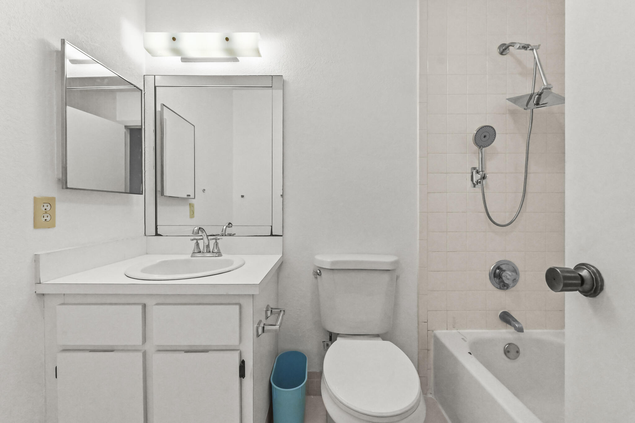 WESTVIEW - Residential Lease