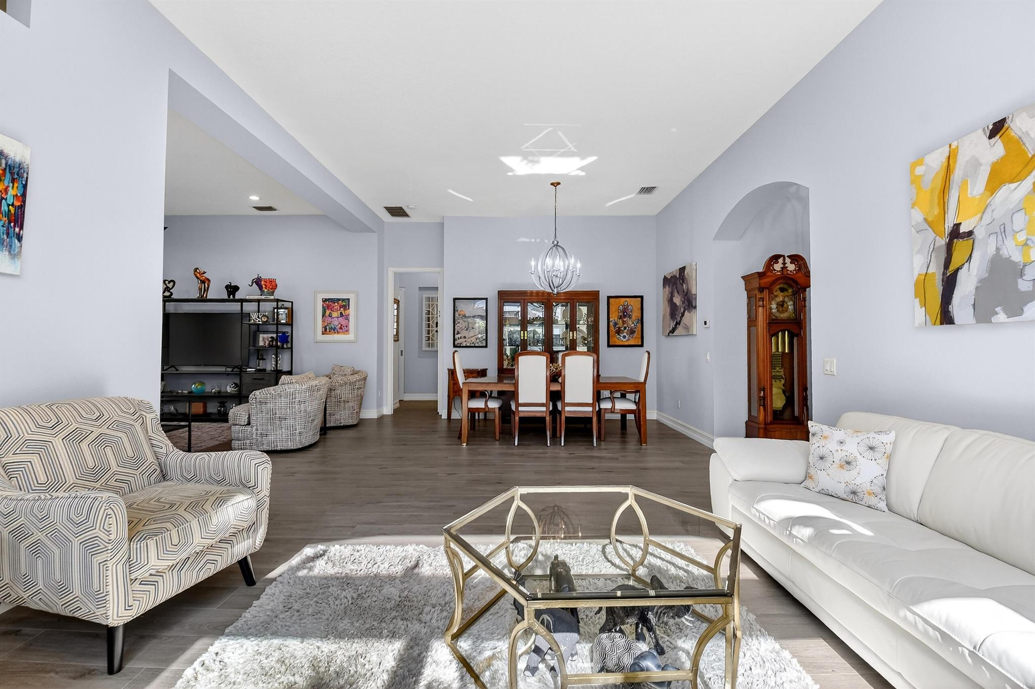 VALENCIA SHORES 3 - Residential