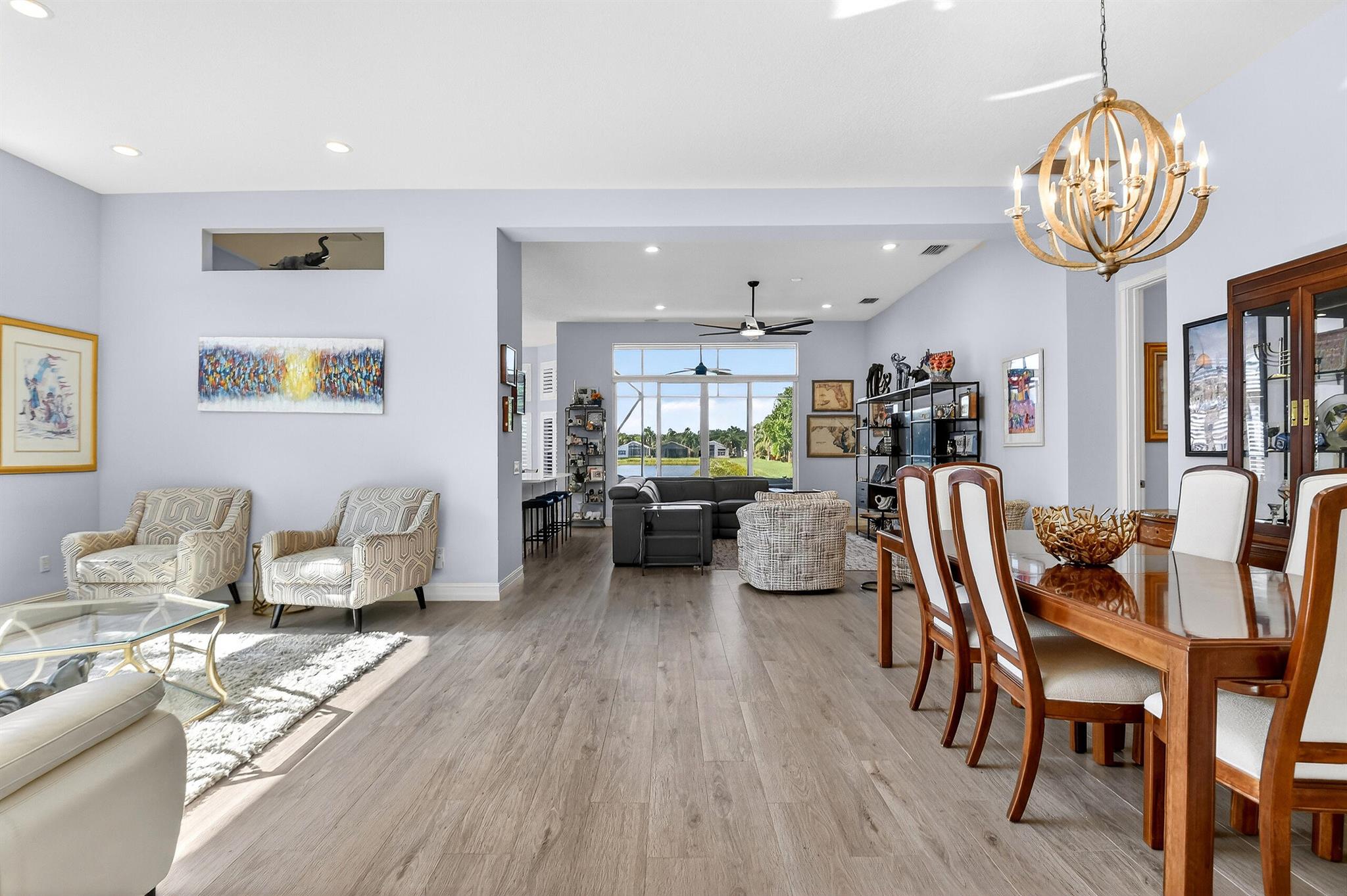 VALENCIA SHORES 3 - Residential