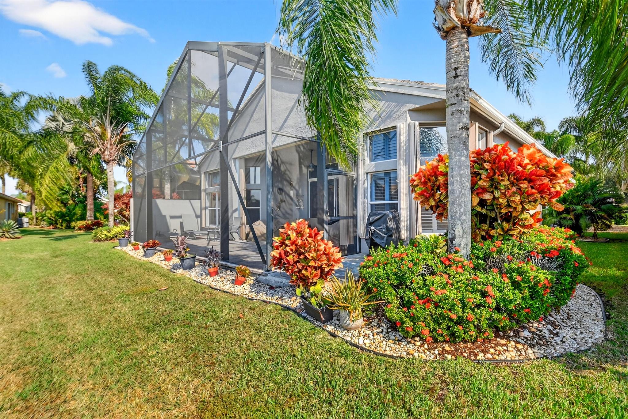 VALENCIA SHORES 3 - Residential