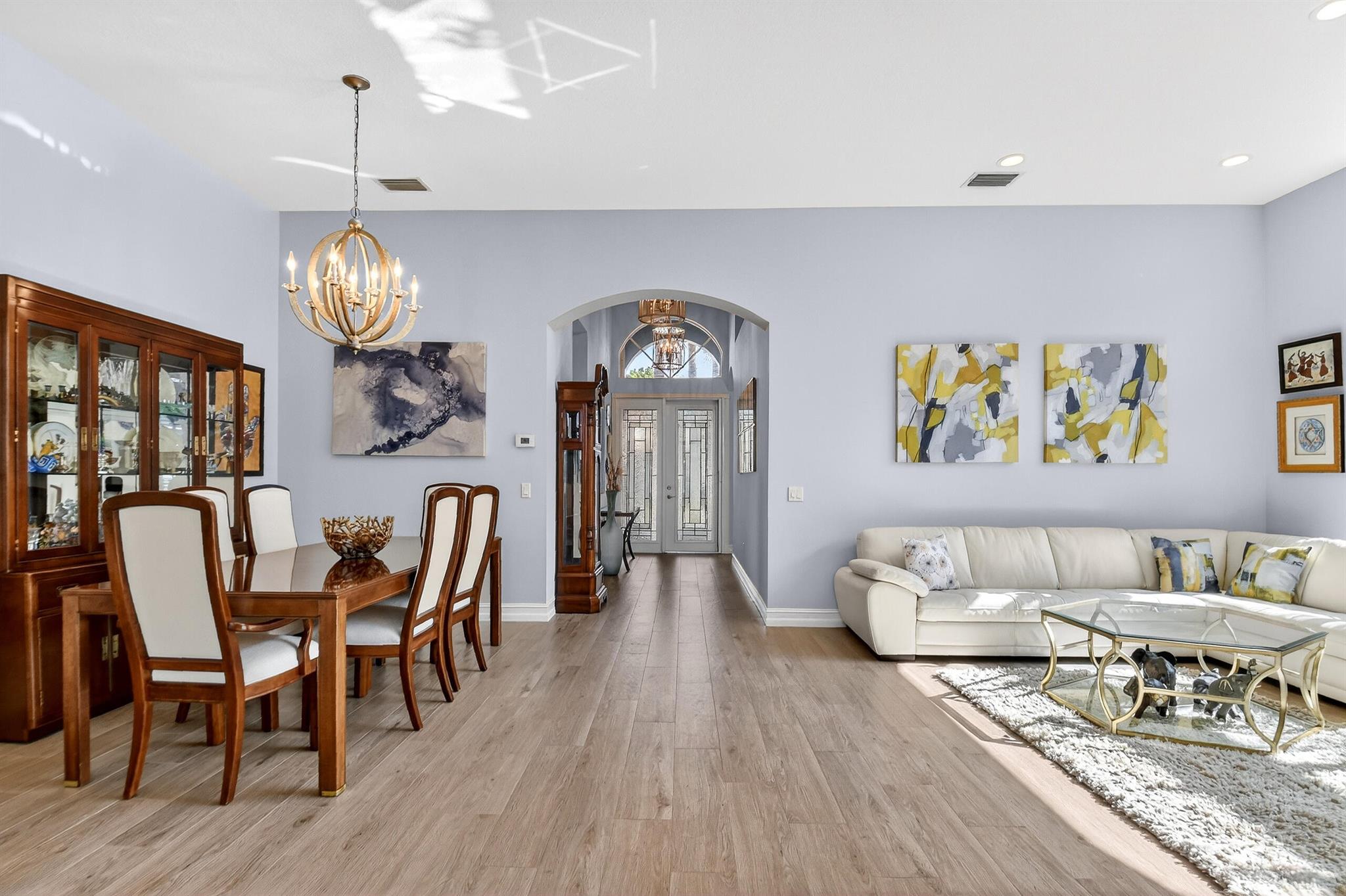 VALENCIA SHORES 3 - Residential