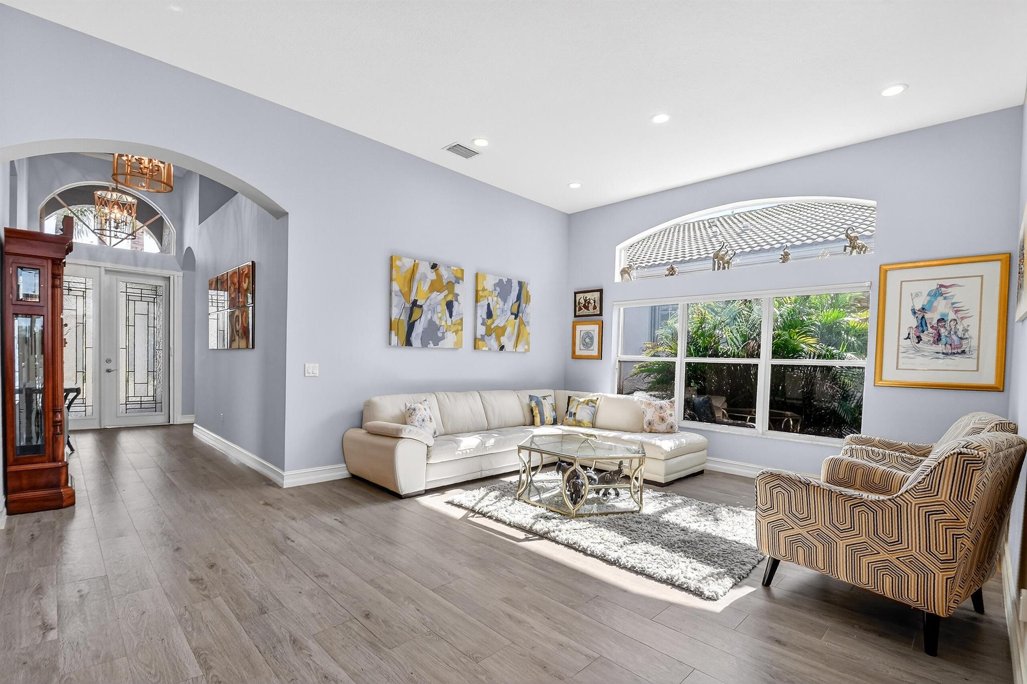 VALENCIA SHORES 3 - Residential