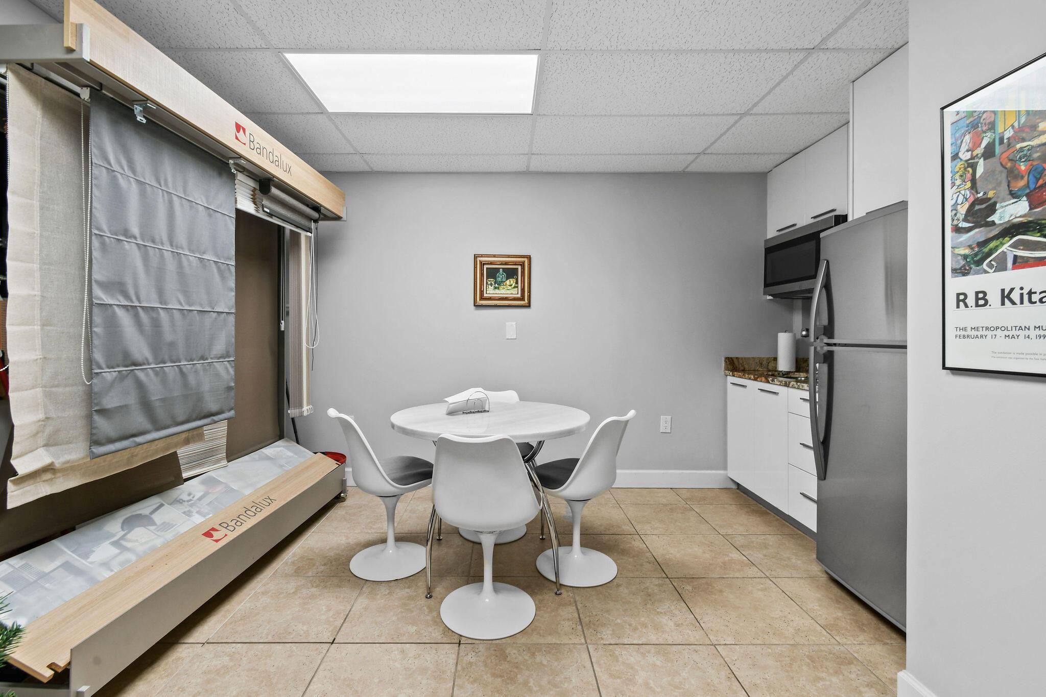 WEST PALM BEACH COMMERCE - Commercial Sale