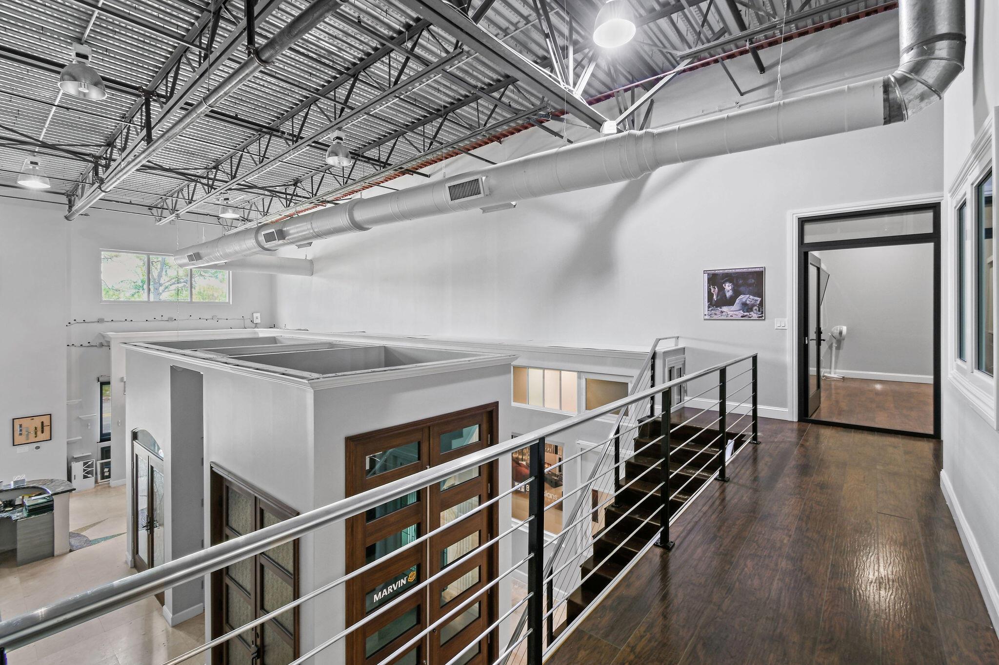 WEST PALM BEACH COMMERCE - Commercial Sale
