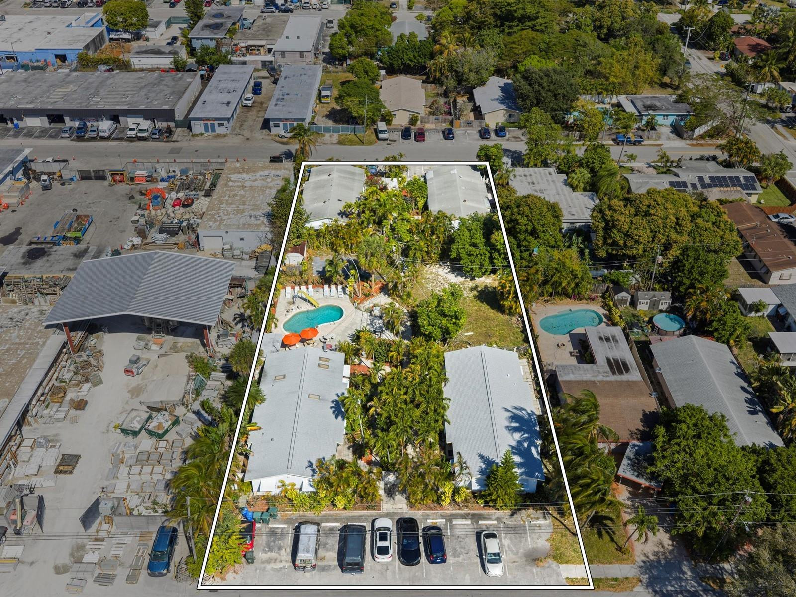 560-564 NE 34th Street