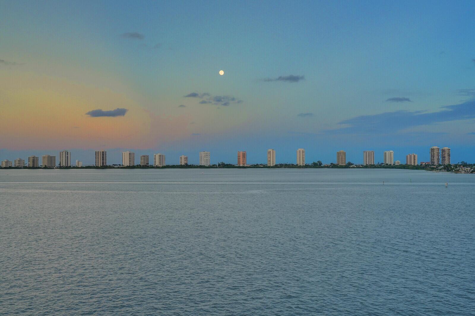 801 Lake Shore Drive 807