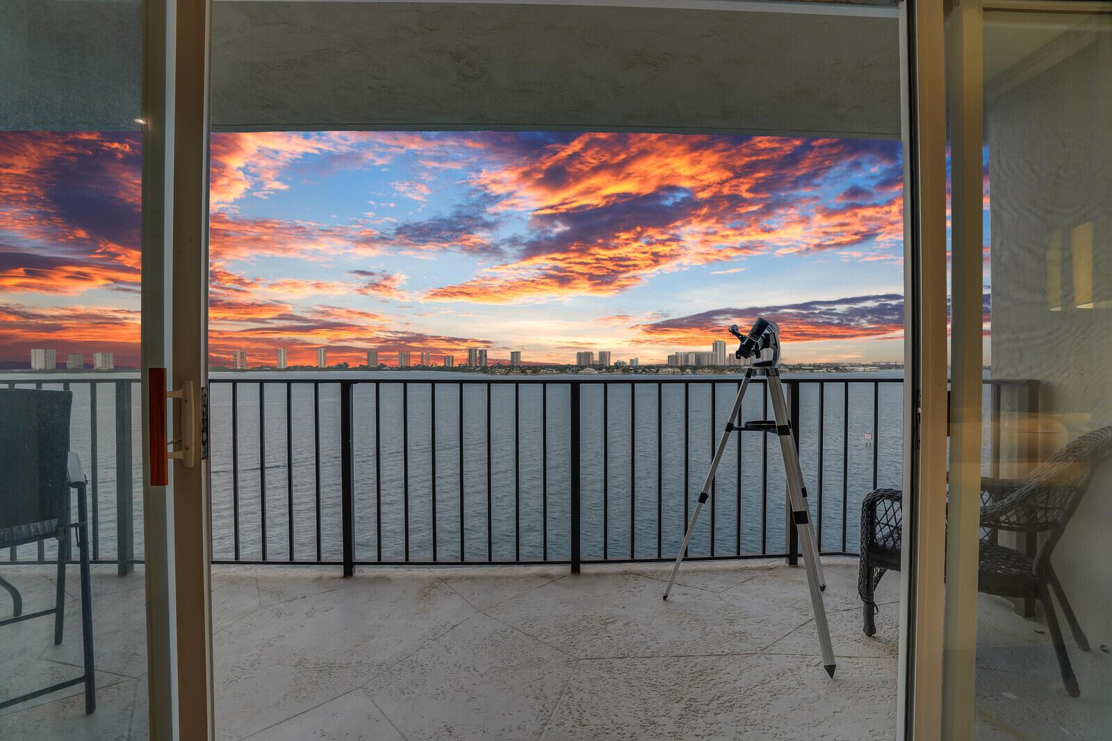 801 Lake Shore Drive 807