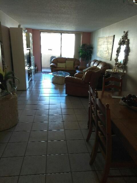 IMPERIAL TERRACES - Residential