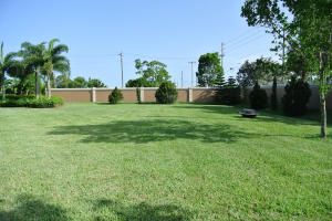 GOLF CLUB EST - Residential Lease