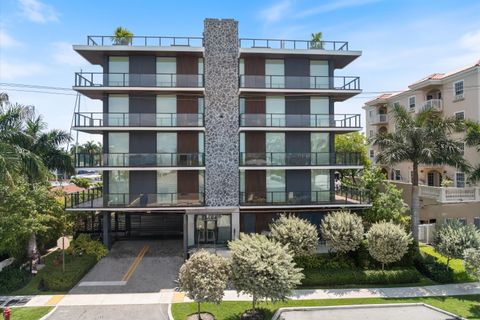 Tiny photo for 124 Hendricks Isle #Ph401, Fort Lauderdale, FL 33301 (MLS # B26026950)