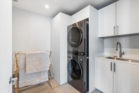 Tiny photo for 124 Hendricks Isle #Ph401, Fort Lauderdale, FL 33301 (MLS # B26026950)