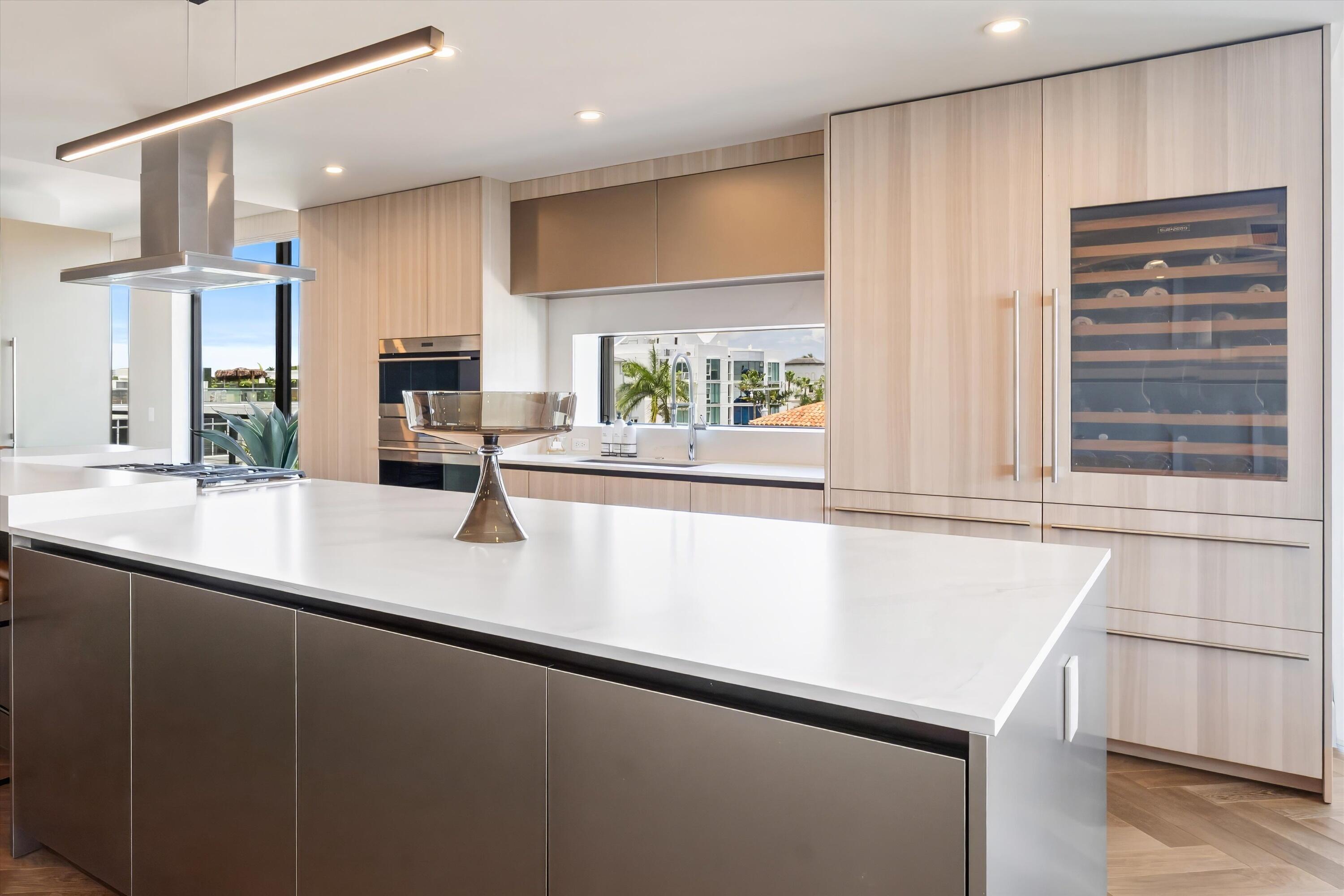 ONE24 RESIDENCES CONDO - Residential