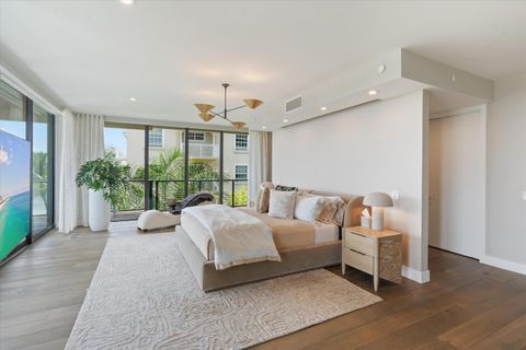 Tiny photo for 124 Hendricks Isle #Ph401, Fort Lauderdale, FL 33301 (MLS # B26026950)