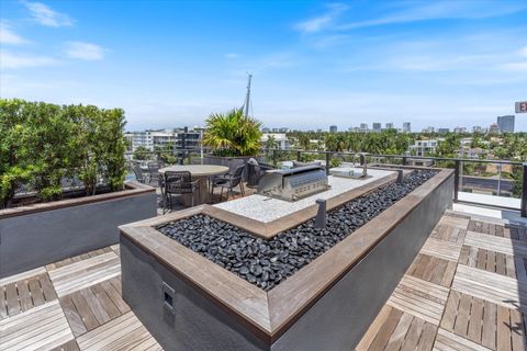 Tiny photo for 124 Hendricks Isle #Ph401, Fort Lauderdale, FL 33301 (MLS # B26026950)