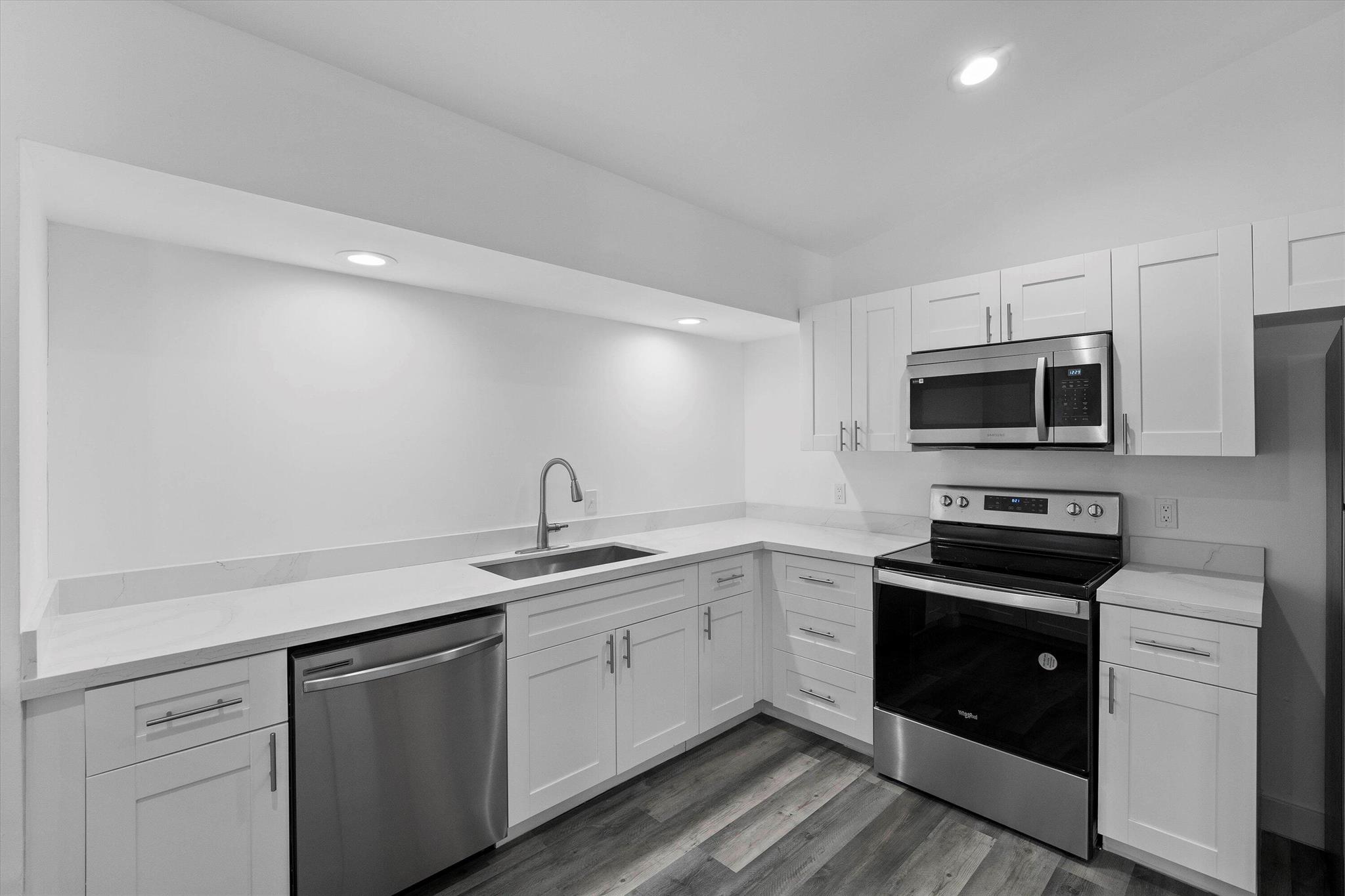 PORT ST LUCIE SECTION 13 - Residential Lease