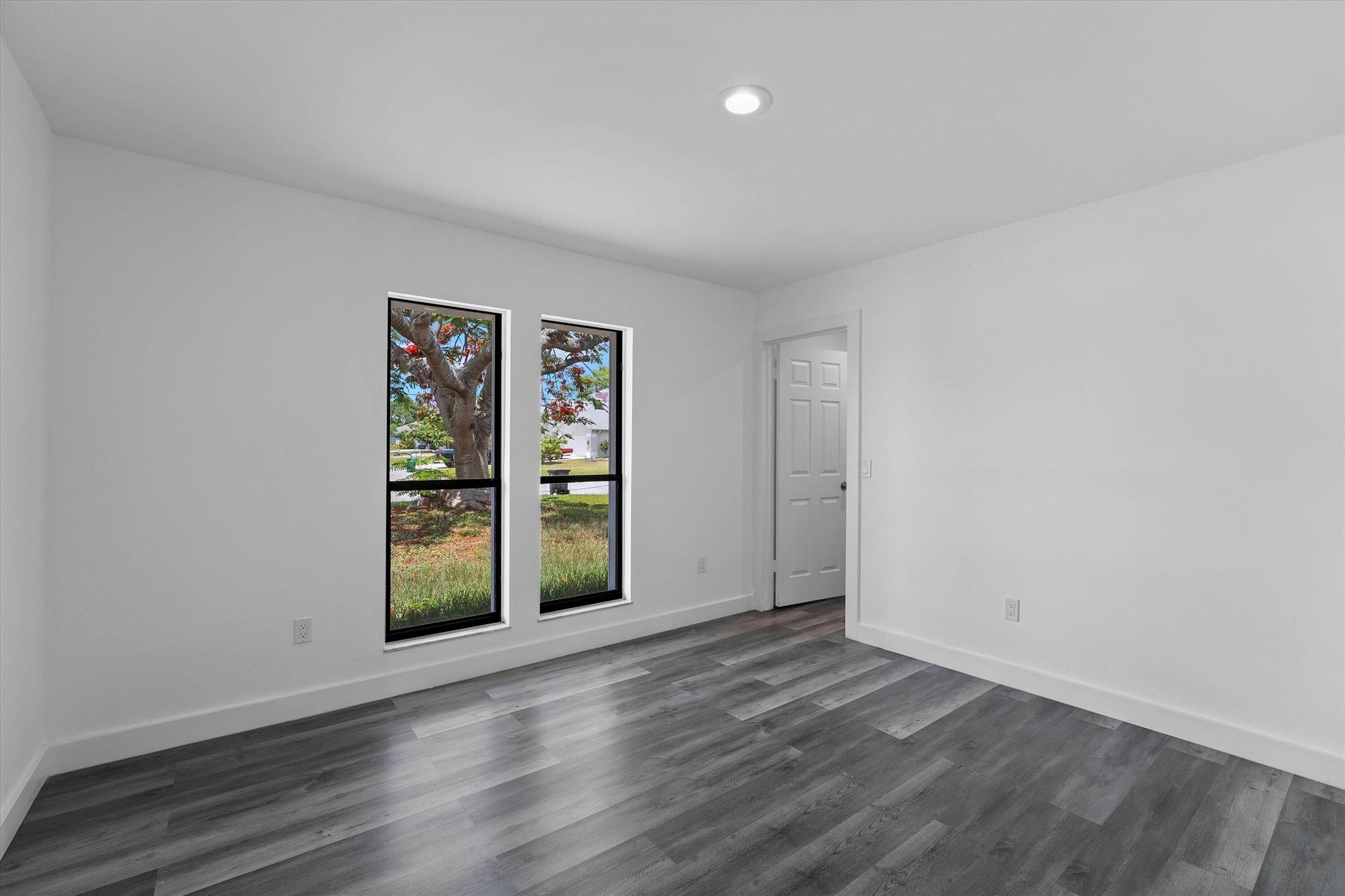 PORT ST LUCIE SECTION 13 - Residential Lease
