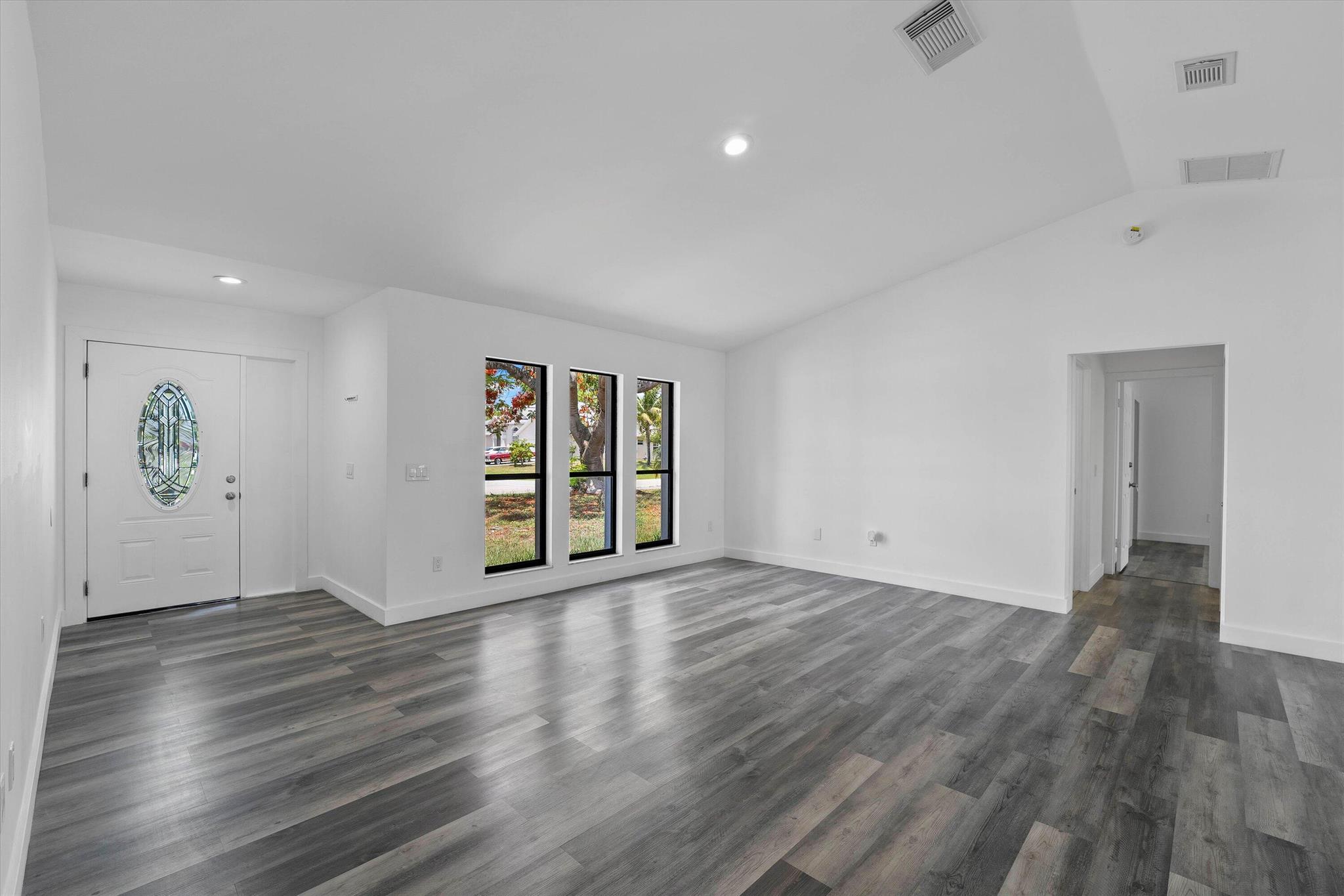 PORT ST LUCIE SECTION 13 - Residential Lease