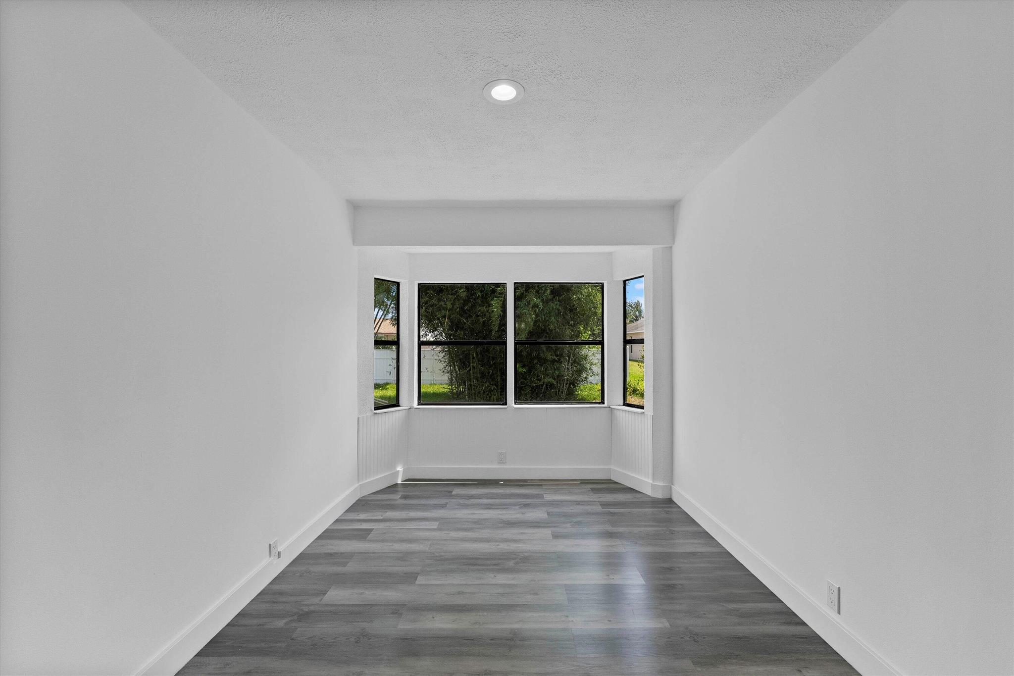 PORT ST LUCIE SECTION 13 - Residential Lease