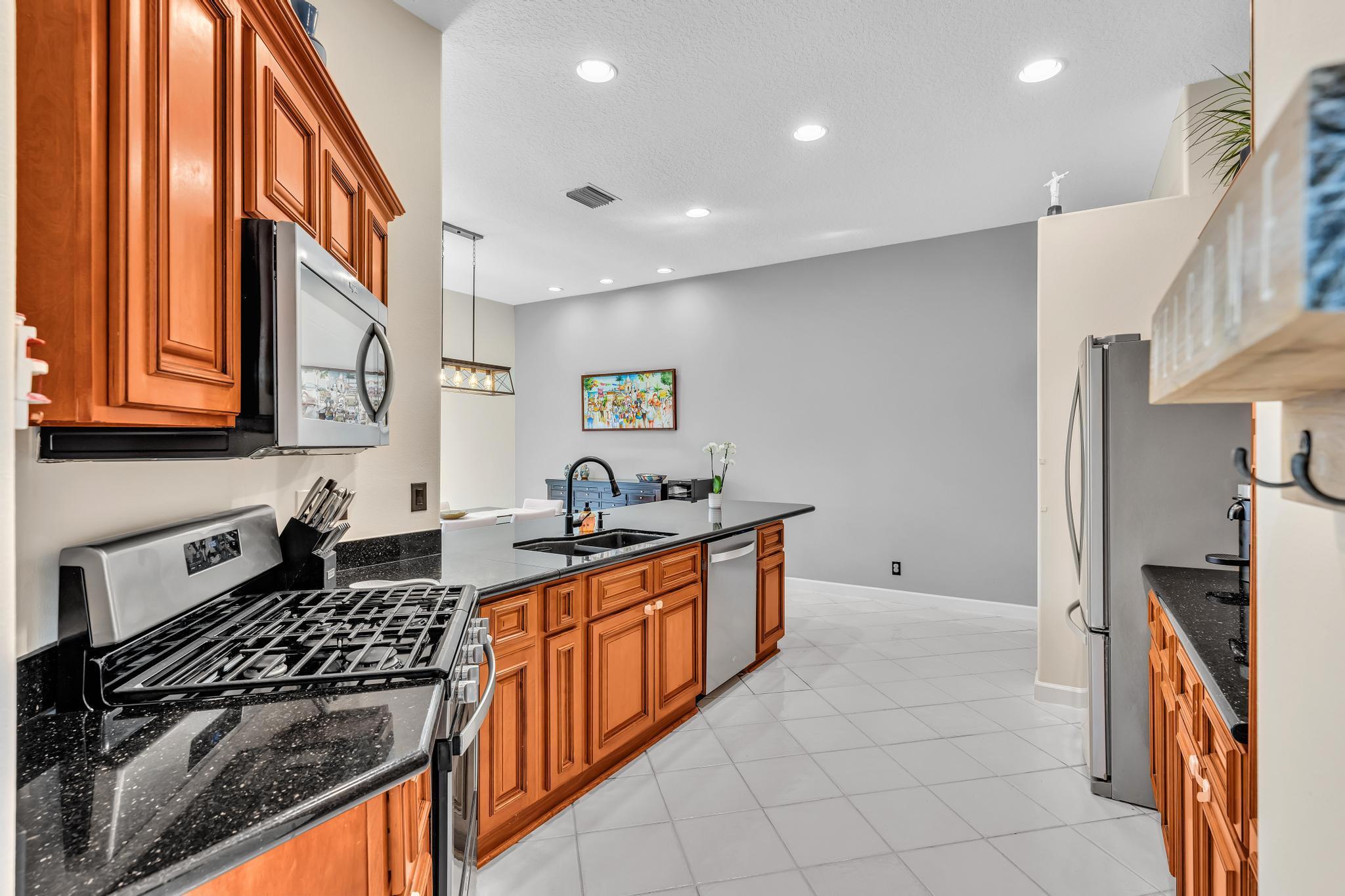 MONTEREY POINTE 2 - Residential