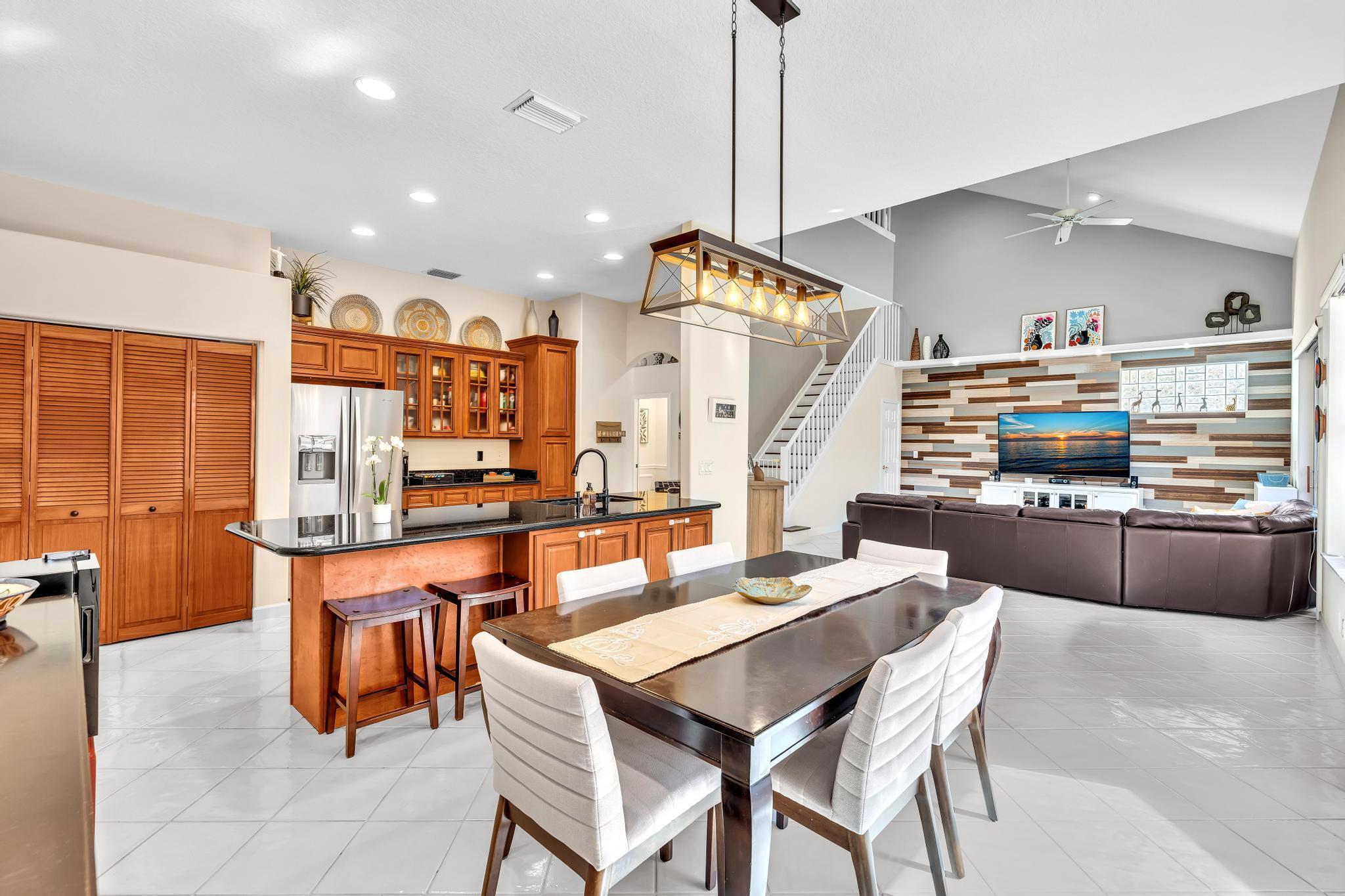 MONTEREY POINTE 2 - Residential