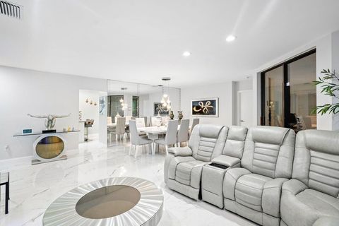 Condominium in Boynton Beach FL 5241 Brisata Circle Cir 7.jpg