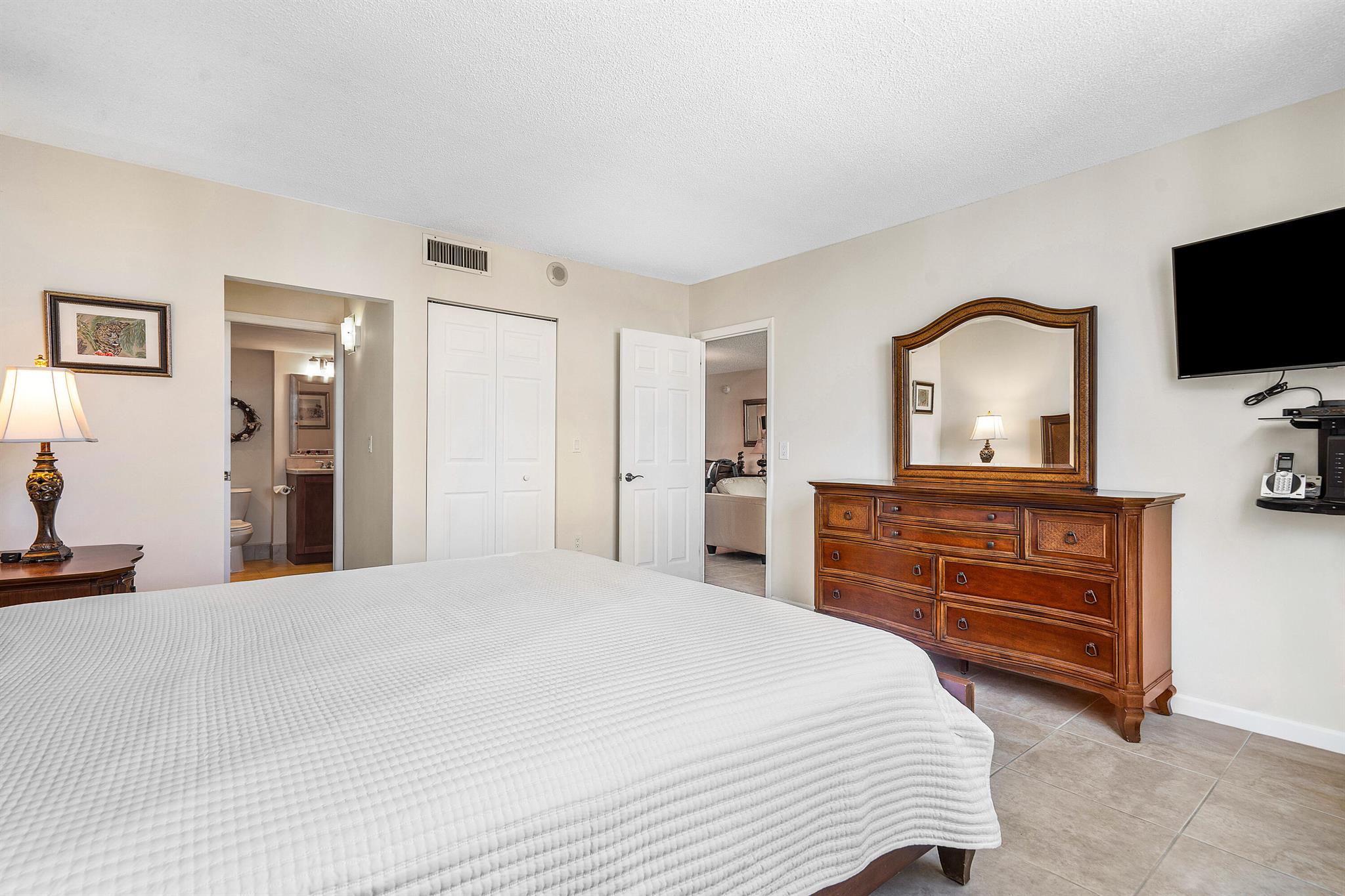 PATRICIAN OF PALM BEACH C - Residential Lease