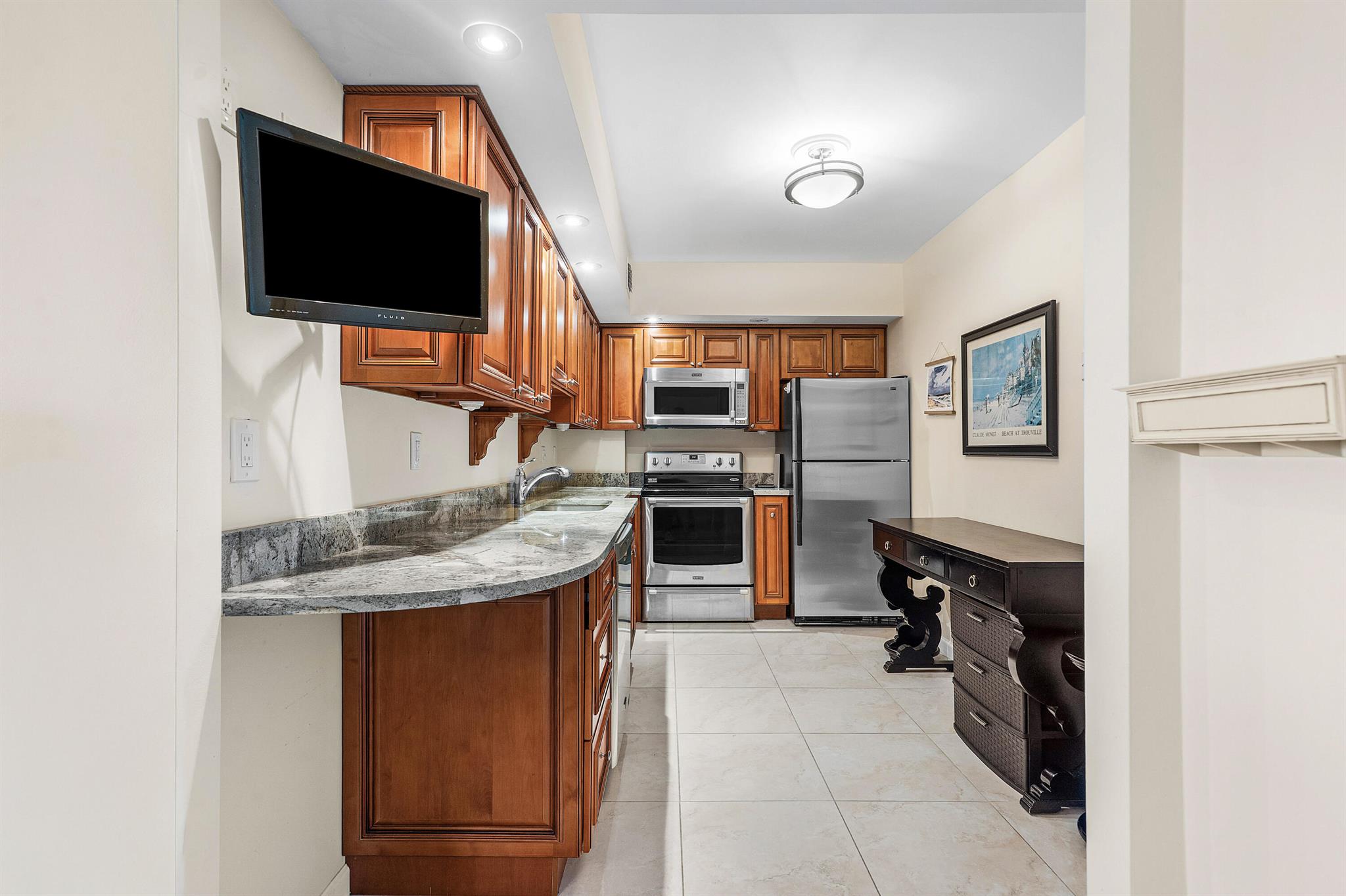 PATRICIAN OF PALM BEACH C - Residential Lease