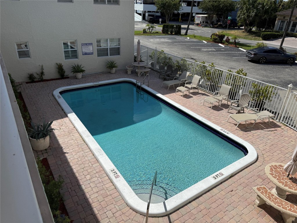 BON BINI CONDO - Residential