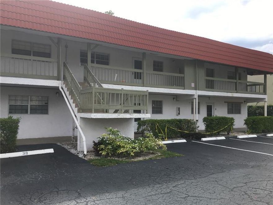 Amazing mid-size, 2nd Floor unit in Woodbridge Condo, in the heart of Coral Springs! Just off Sample road, in a small quiet community, this cozy 2 Bedroom apartment offers a nice view, large dining and living area with a combination of tiles and wood flooring, and enclosed patio,New stainless steel refregerator and micro oven The Master Bedroom can easily take a king-size bed and features a walk-in closet. Laundry facility available onsite, with washer/dryer unit in the Laundry room on the same floor. Quick Approval by association if qualified. Requires 625, No Eviction