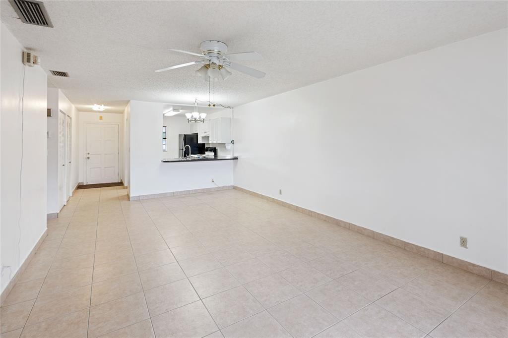Woodbridge Condo - Residential Lease