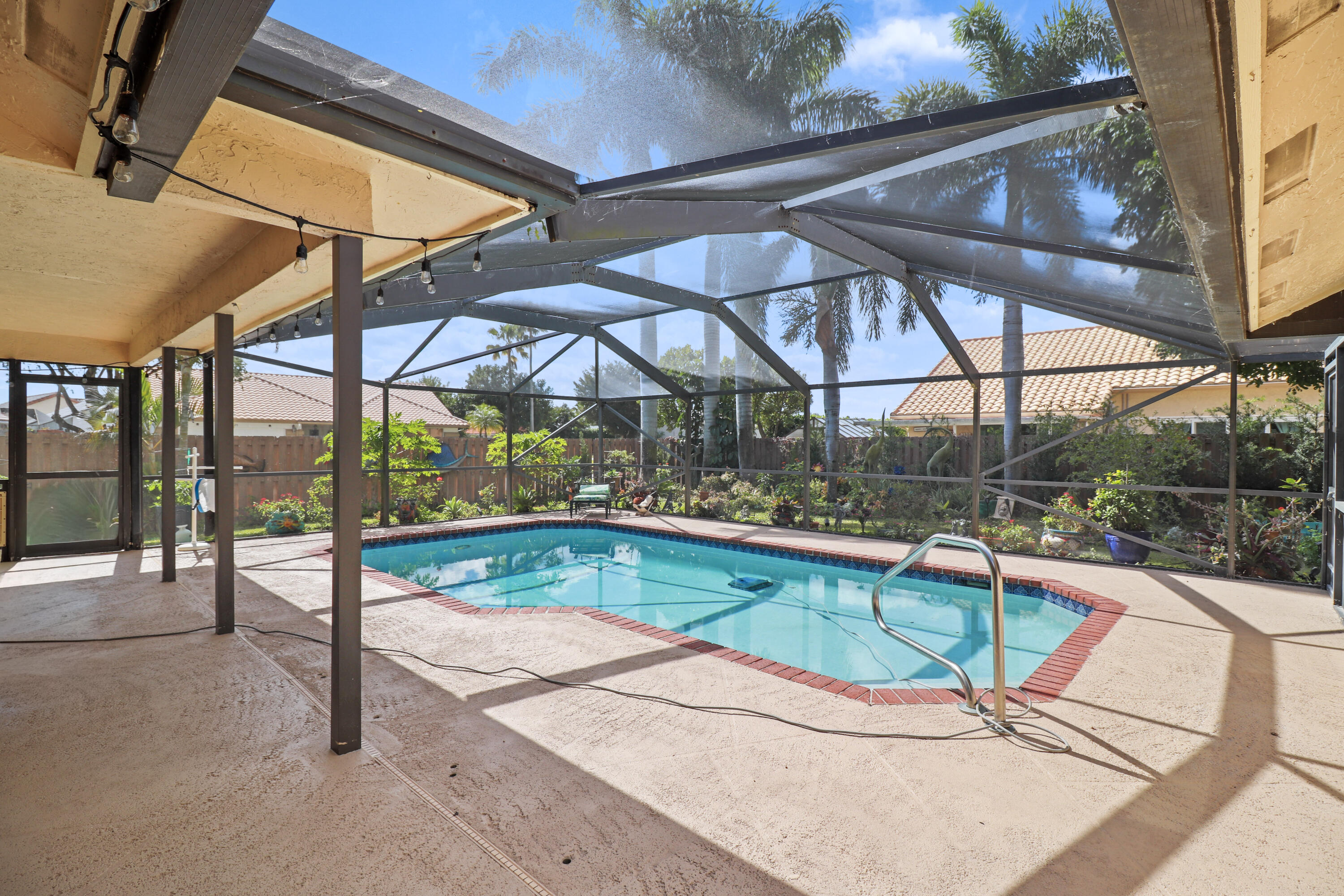 SUN VALLEY 2 - Residential