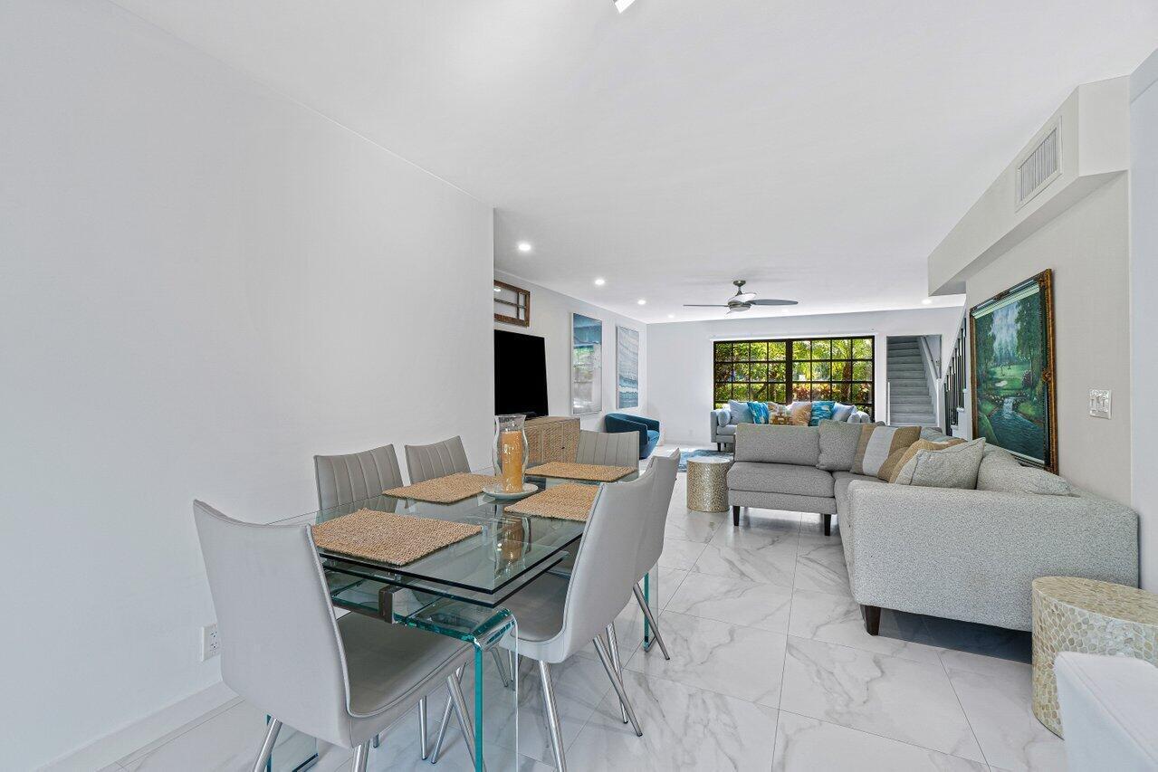 JARDIN DEL MAR COND - Residential