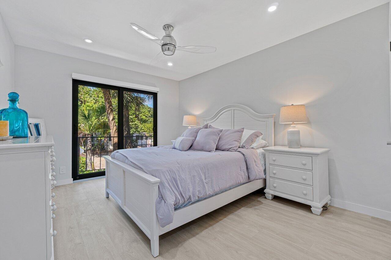JARDIN DEL MAR COND - Residential