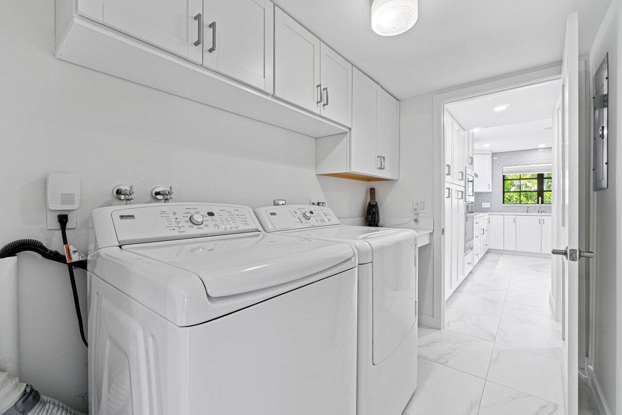 JARDIN DEL MAR COND - Residential
