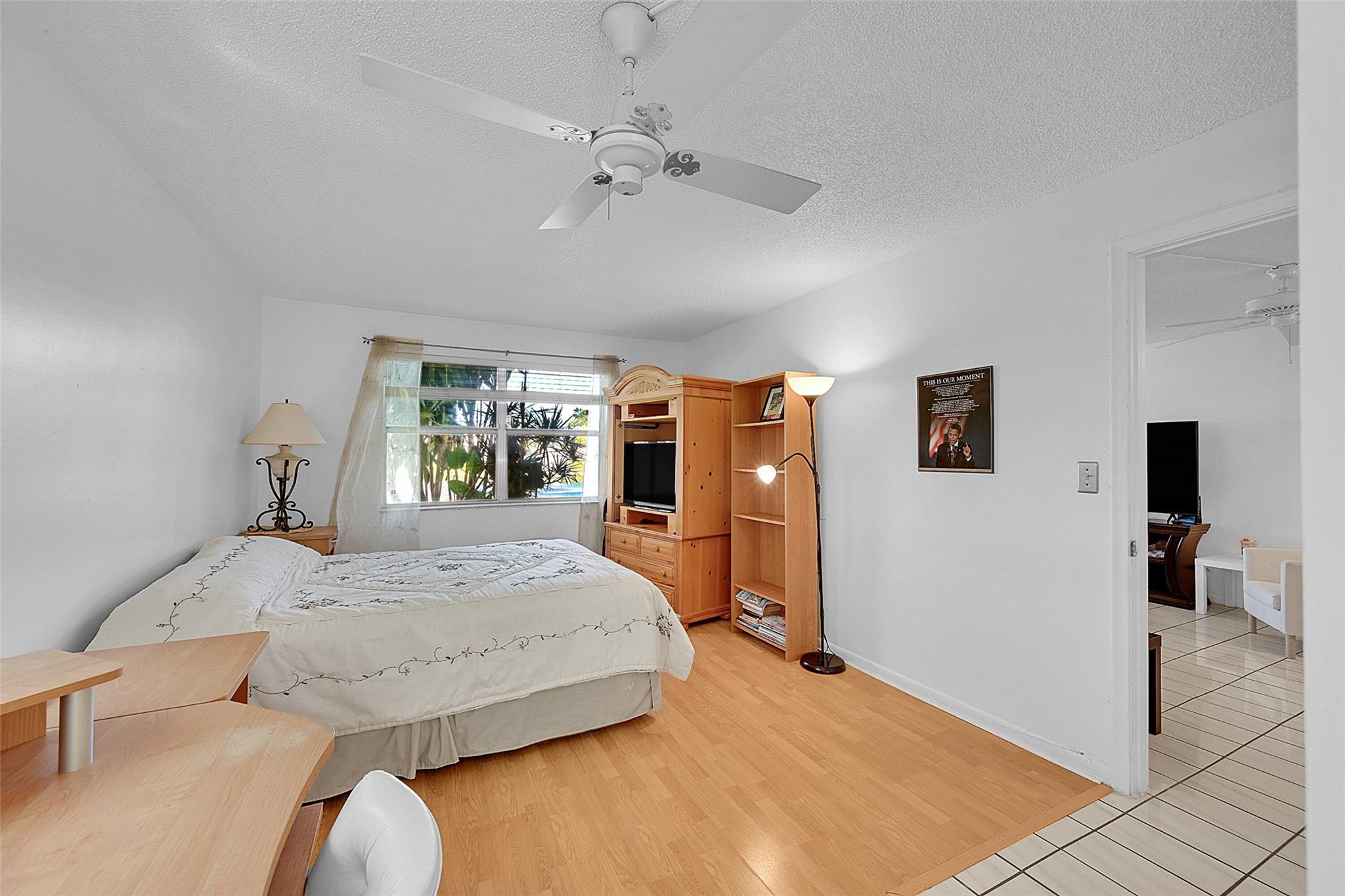Sunrise Lakes - Residential