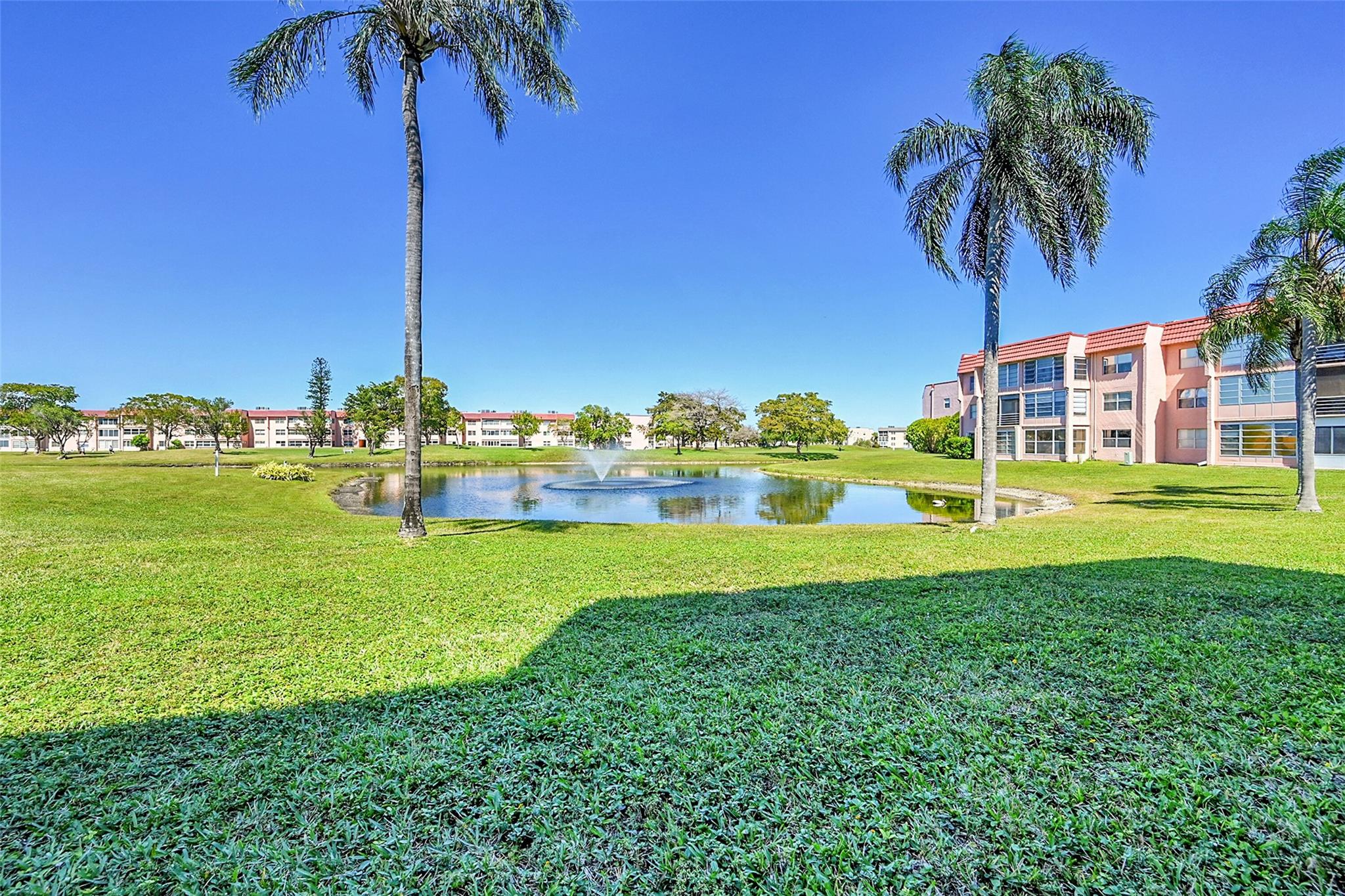 Sunrise Lakes - Residential