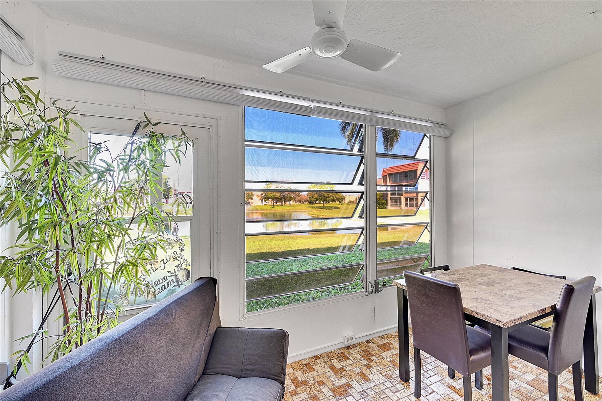 Sunrise Lakes - Residential