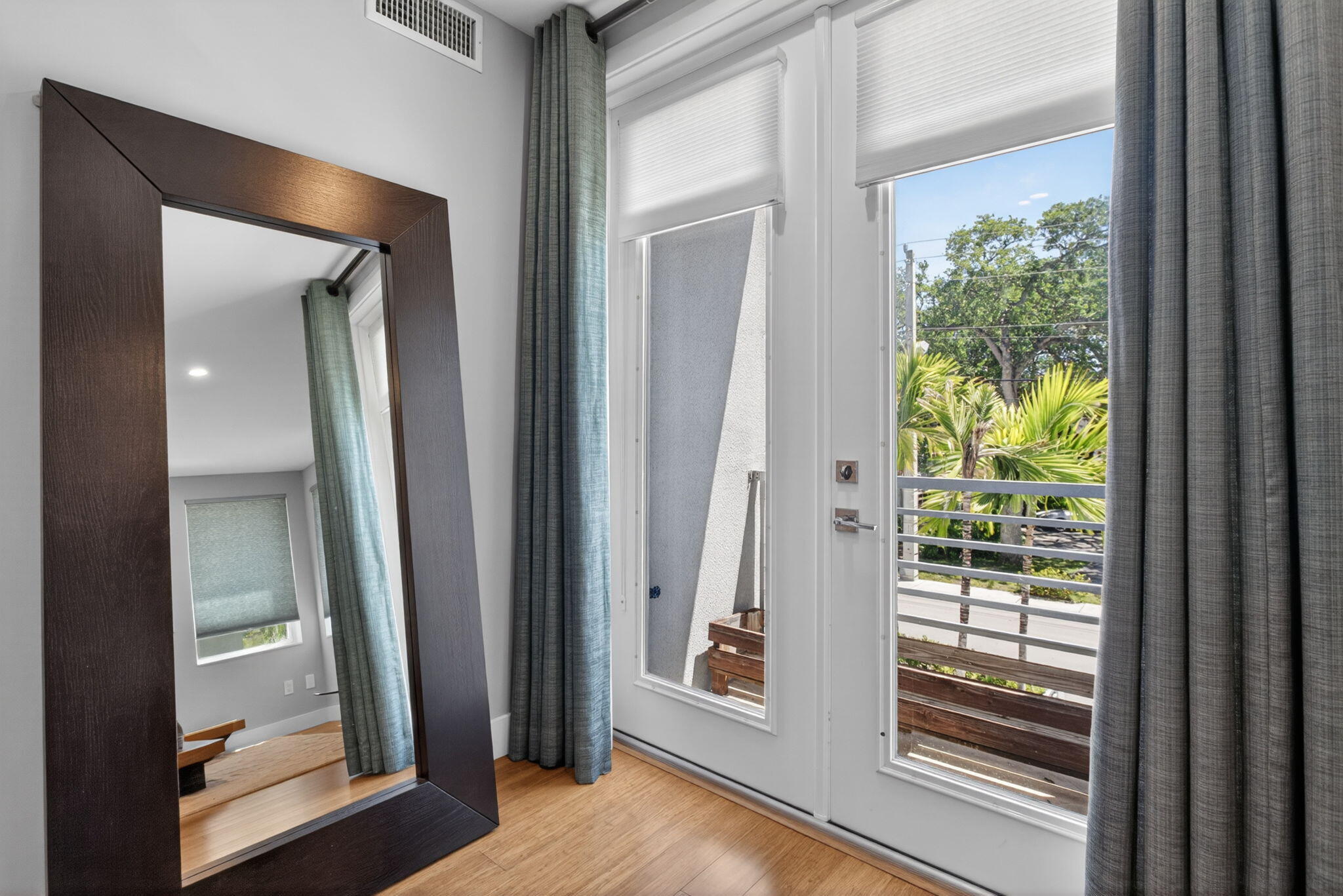 COLEE HAMMOCK - Residential