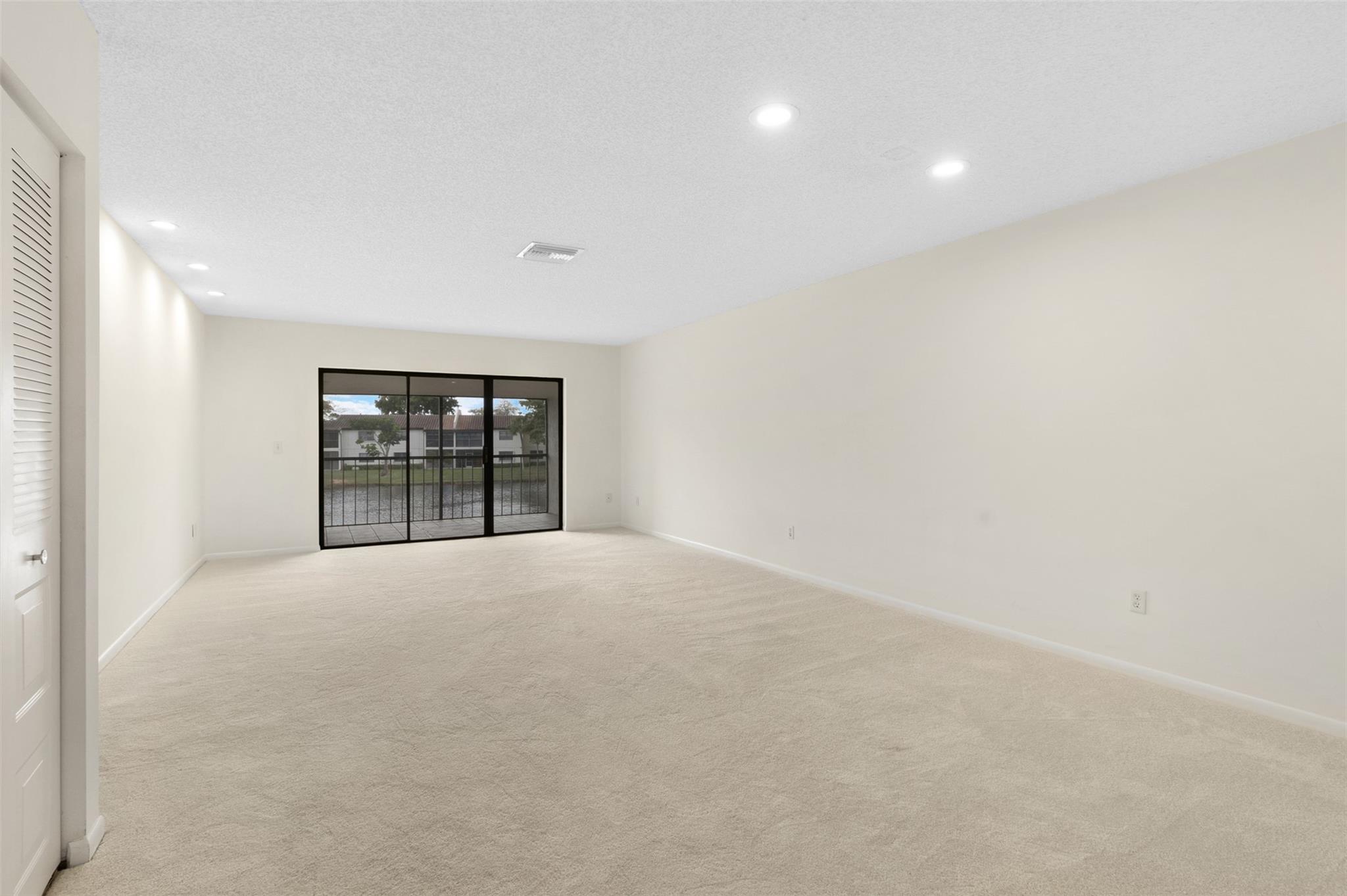 BOCA LAGO - Residential Lease