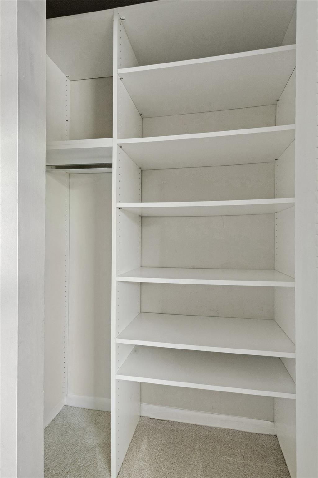 BOCA LAGO - Residential Lease