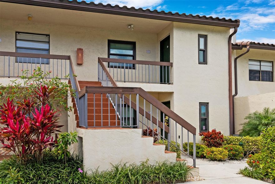 UPDATE: BEDROOMS NOW FEATURE NEW FLOORING AND ALL CARPET REMOVED! 55+ Community. Updated
lake-view condo in a non-mandatory club community with a new roof (2022). Features all impact windows
except sliders, a 2-year-new A/C, and newer stainless steel appliances. Freshly painted. The spacious primary
suite has a fully updated bath with a great shower, granite counters, new flooring, and three oversized fitted
closets plus a linen closet. Additional storage throughout, including under the stairs. Newer in-unit washer and
dryer, white wood blinds, and two paddle fans. Prime parking spot in front of the home. Minutes from fine dining,
shopping, and major highways. Glades section includes its own private pool and clubroom.