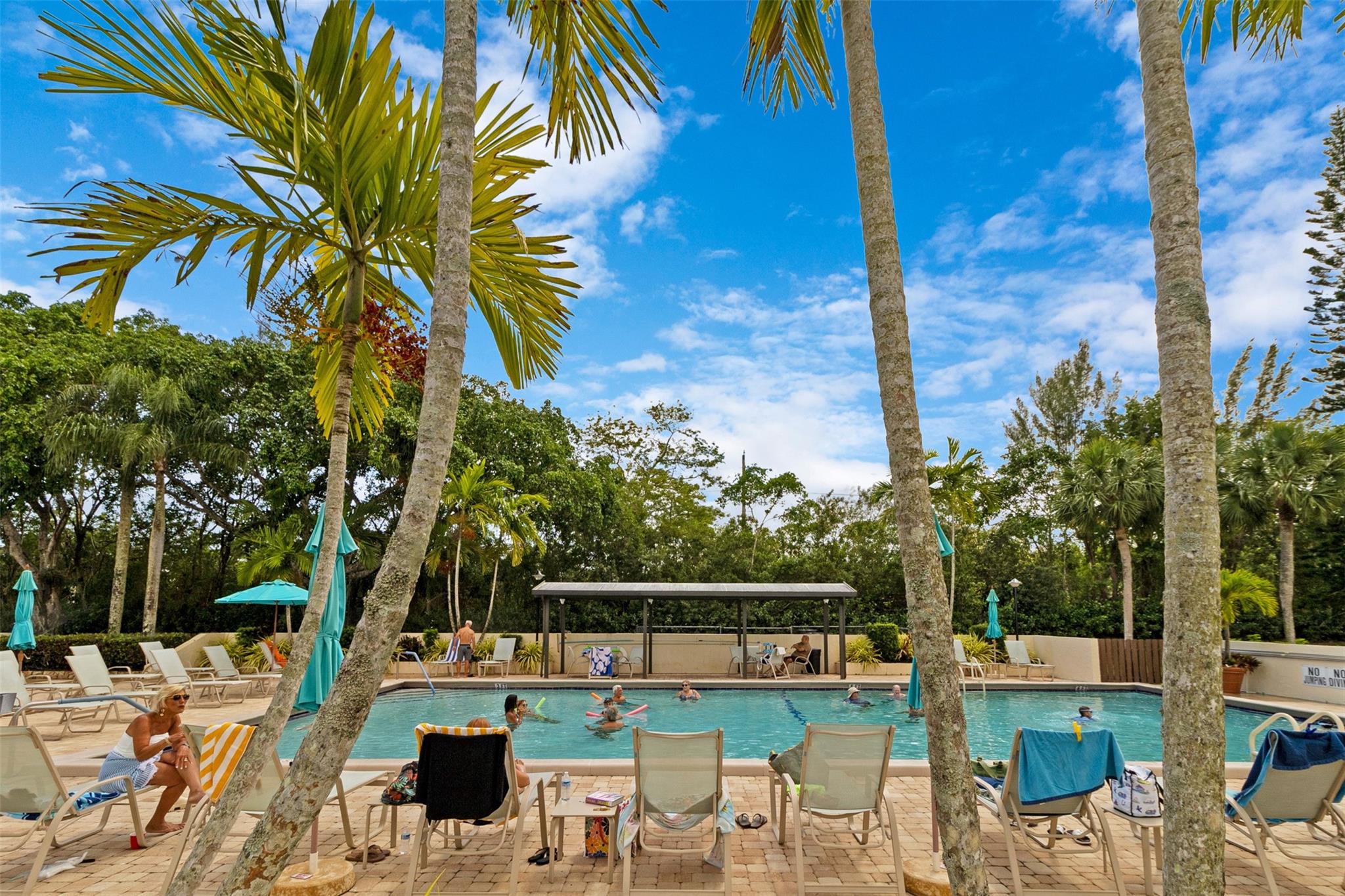 BOCA LAGO - Residential Lease