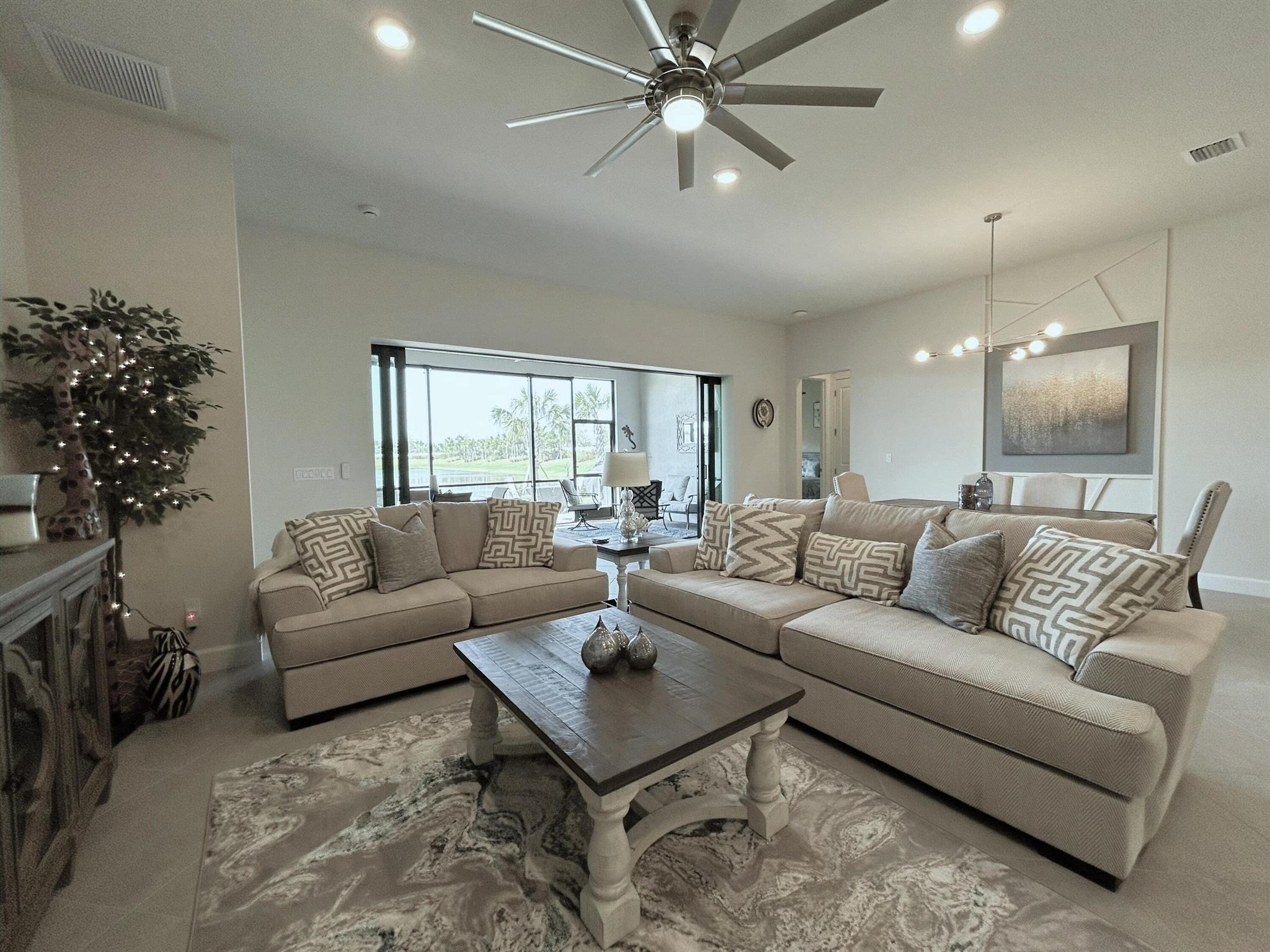 Veranda Gardens - Residential