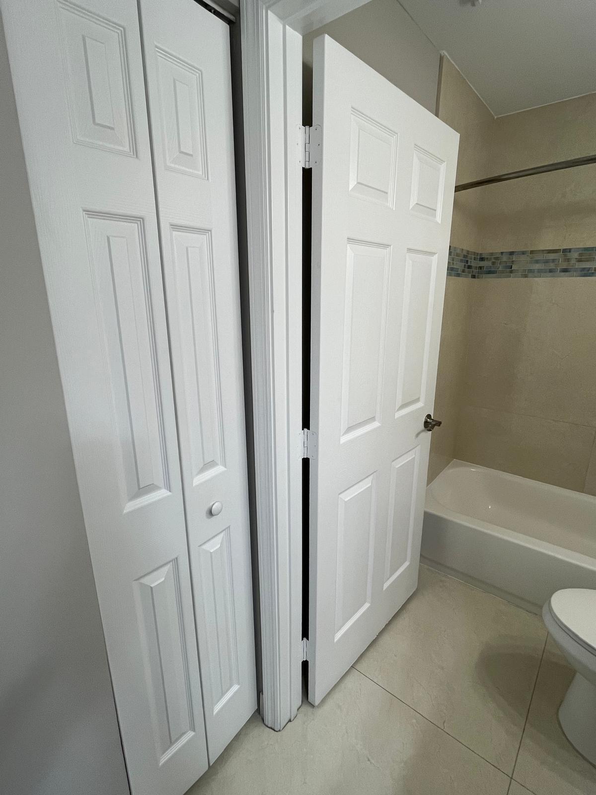 RAMBLEWOOD EAST CONDO - Residential