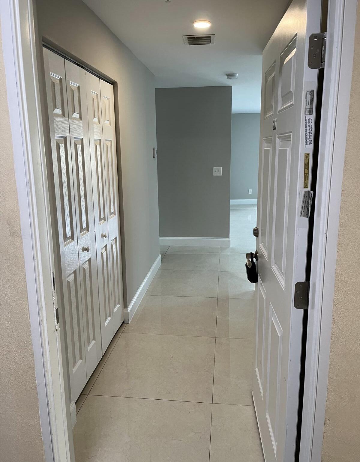 RAMBLEWOOD EAST CONDO - Residential